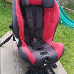 Axkid minikid ERF rear facing car seat 9-25kg.

It is red and black in colour. It does have some fading from being installed in the car.

The head support brake has stopped working however over 18 months of age it recommends not to use the brake and to allow the seat to self adjust. 

Collection only. We're approx 2 miles fr the white rose shopping centre.