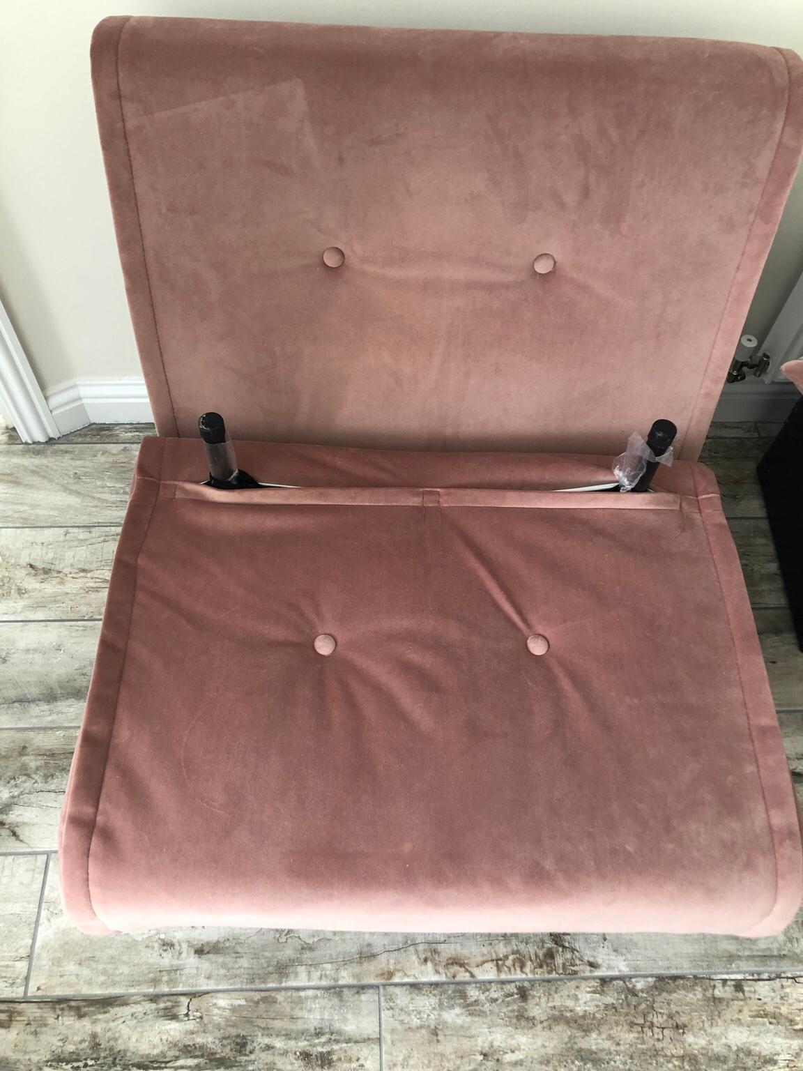 Haru Sofa Single Bed vintage pink. in DA1 Dartford for £120.00