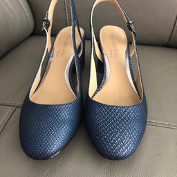 Blue dune shoes, size 6, great condition worn once inside