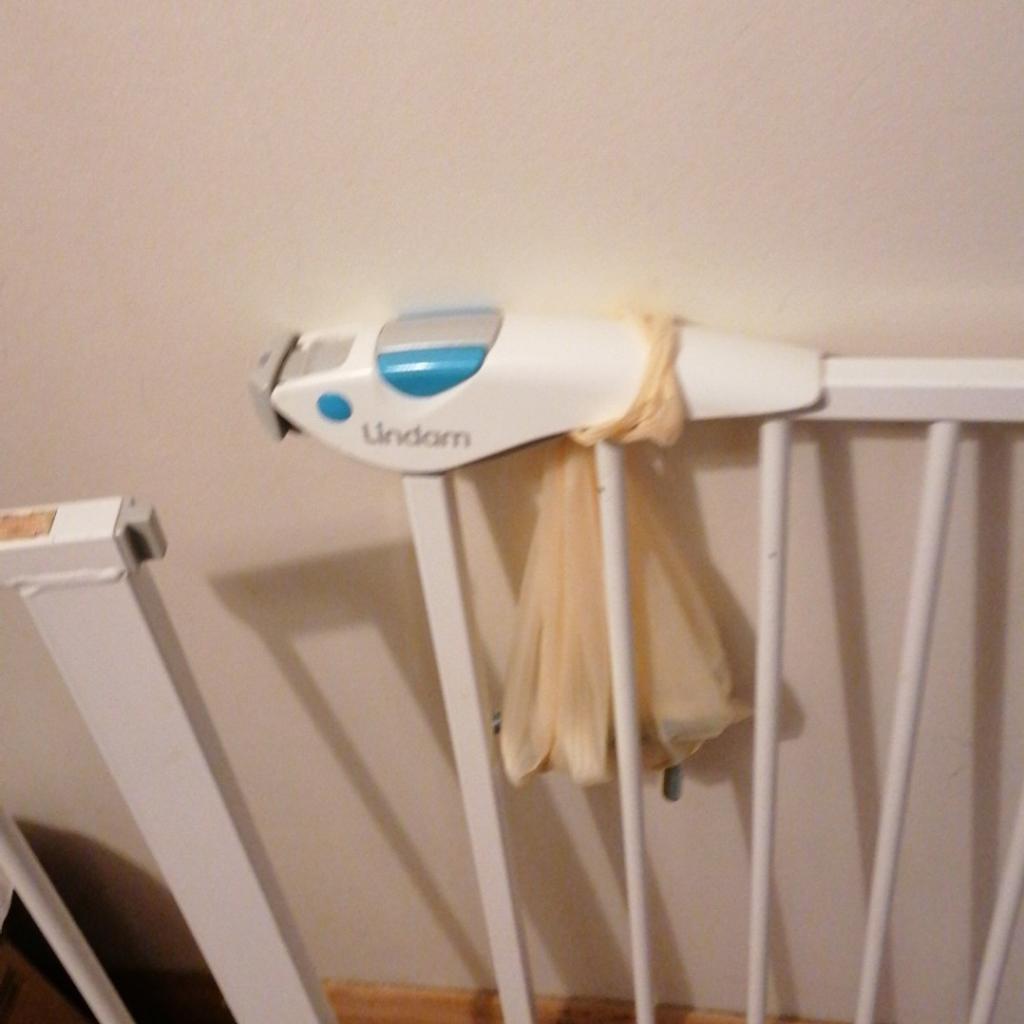 Lindam stair gate in B14 Birmingham für £ 12,00 zum Verkauf Shpock AT