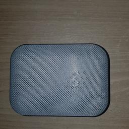 bluetooth speaker connects up.to any bluetooth devices