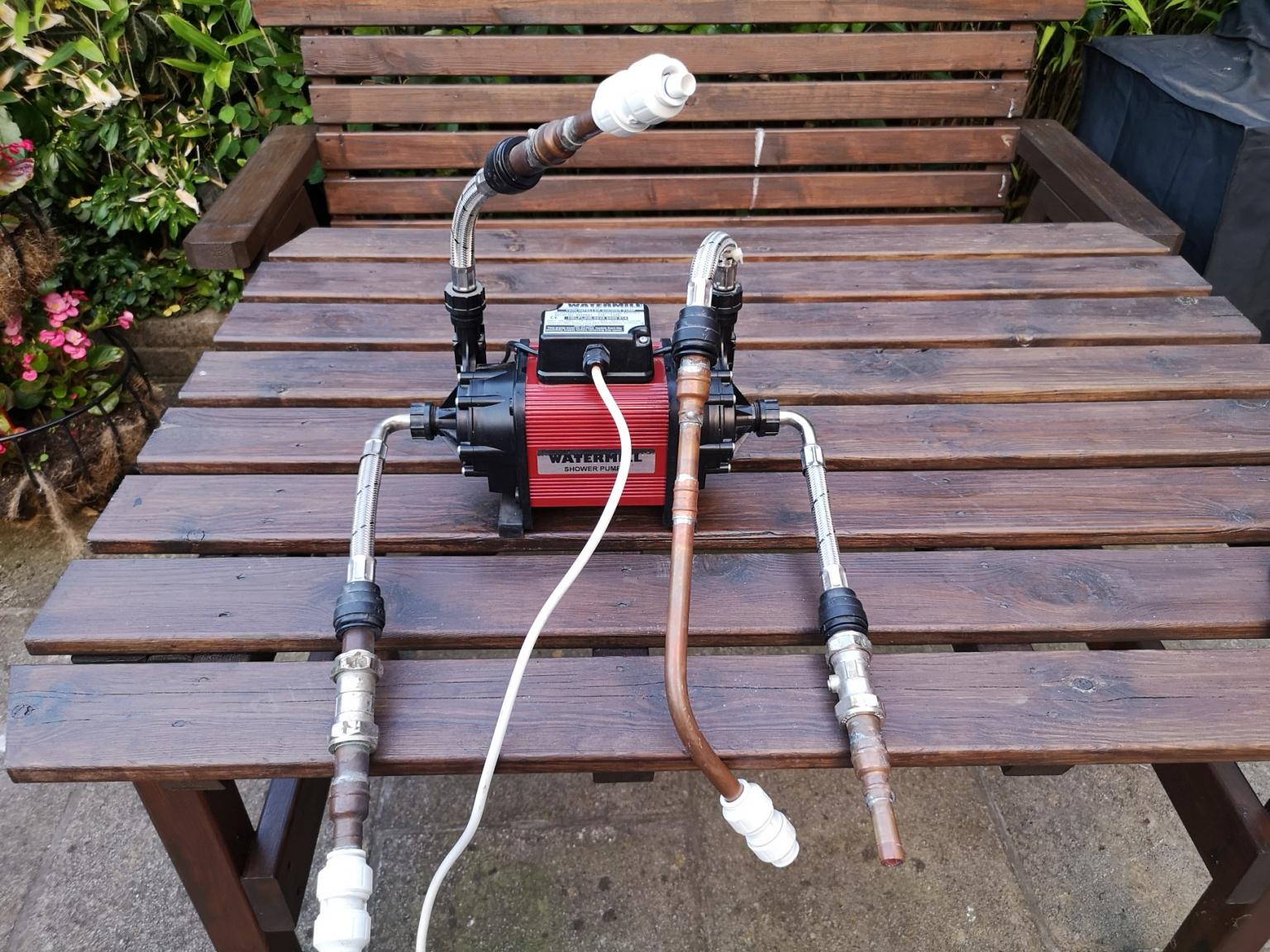 Watermill Shower pump in S65 Rotherham für 20,00 £ zum Verkauf Shpock DE