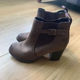 Grab a bargain 
Boots brand new
Collection tingley