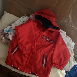 Unisex red Mickey Mouse Disney jacket 
Aged 9-12 months old 
In good condition 
Ideal for the park and outdoor activities 

Collection only PO1 asap