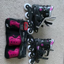 Size 5-8 adjustable girls roller blades, used in excellent condition.
No fear skate protection pack, unused.

Collection only