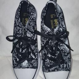Harry Potter Womens Shoe Size 5. Never been worn. Collection only - postage is an additional cost chargeable to buyer.