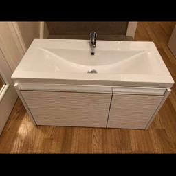 Wall Hung Bathroom Vanity Unit with wavy door effect including sink, mixer and pop up waste

W810mm x D400mm x H450mm

Price Excluding Delivery