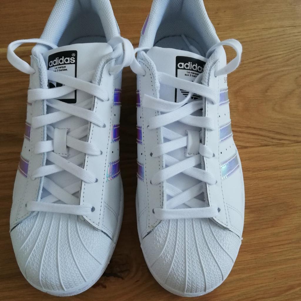 Adidas superstar 2024 holographic 39