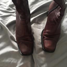 Ox blood red vintage boots great condition size 5
