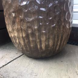 Beautiful large Brown glazed pot
Excellent condition 
£25
Collection SY4