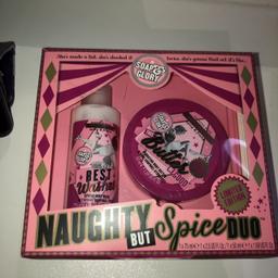 LIMITED EDITION soap and glory duo
X1 - Body wash
X1 - Body butter 
Also adding 1 Extra Soap and glory body wash for free!