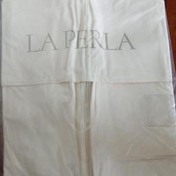 Vendo 5 porta abiti nuovi La Perla a 5 € l'uno per tutti e 5 vendo a 20€