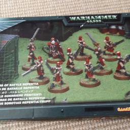 -Pack of 10 minatures 
-Amazing detail and fantastic to paint 
-reasonably rare set also, great for any collectors!!