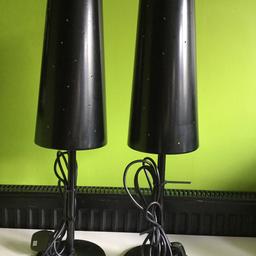 These are now obsolete.

Heavyweight metal, the shades have circular perforations/holes

Total Height is 59cm
Shade Height is 32cm
Shade width top is 16cm
Shade width bottom is 10cm

Collect from Nr Walton Hospital, Chesterfield. S40