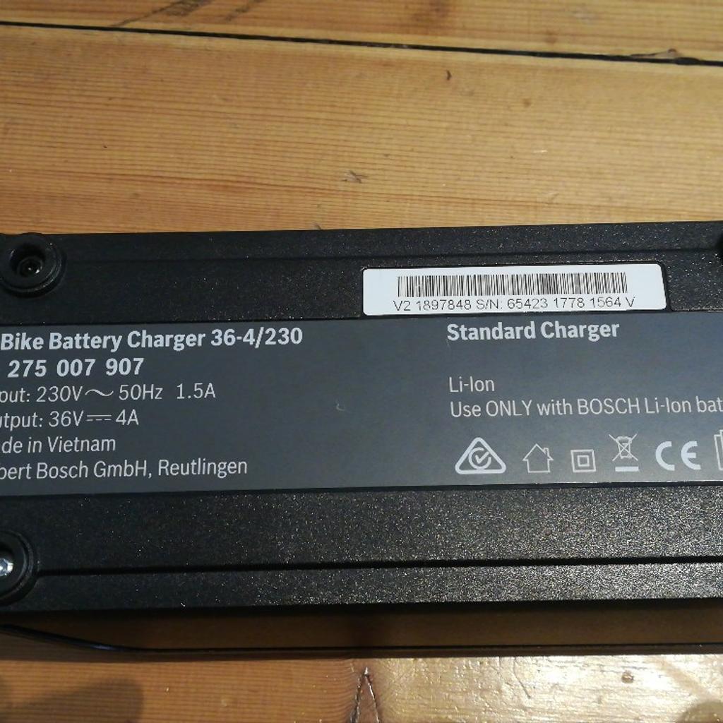 Bosch ebike Battery Charger 364/230 in 6020 Innsbruck für 55,00 € zum