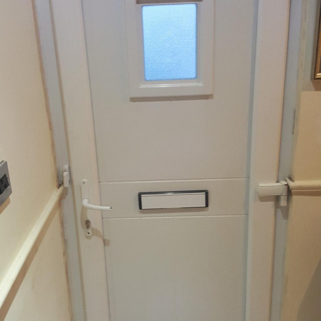 cottage style upvc Door and frame and looks in WS10 Sandwell für £ 80
