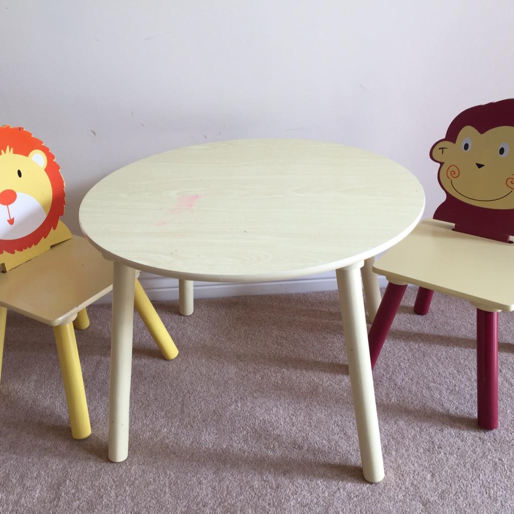 Hobbycraft childrens 2025 table and chairs