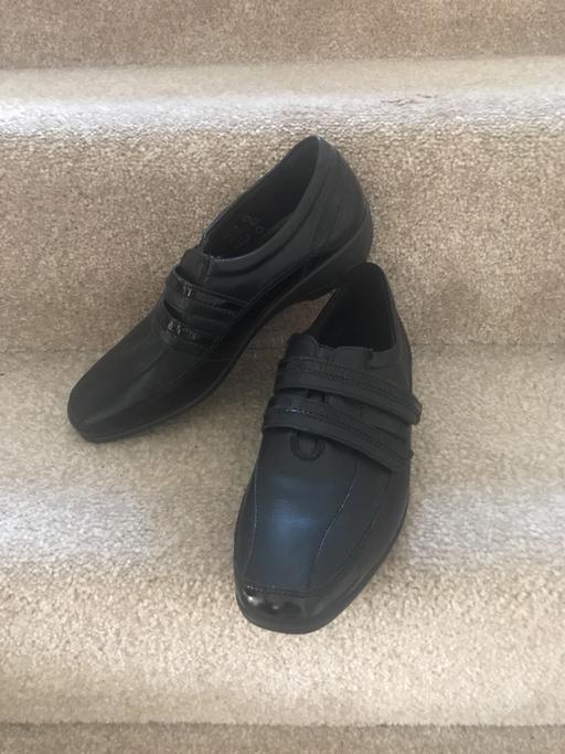 Buy & Sell West Yorkshire Wakefield - Photos for Padders Ladies Black Leather Shoes