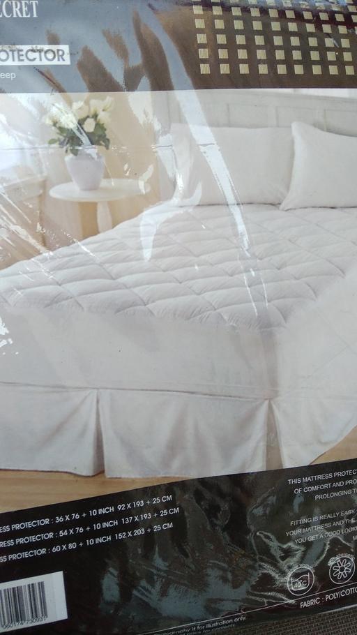 Buy & Sell West Midlands Sandwell - Photos for double bed mattress protector