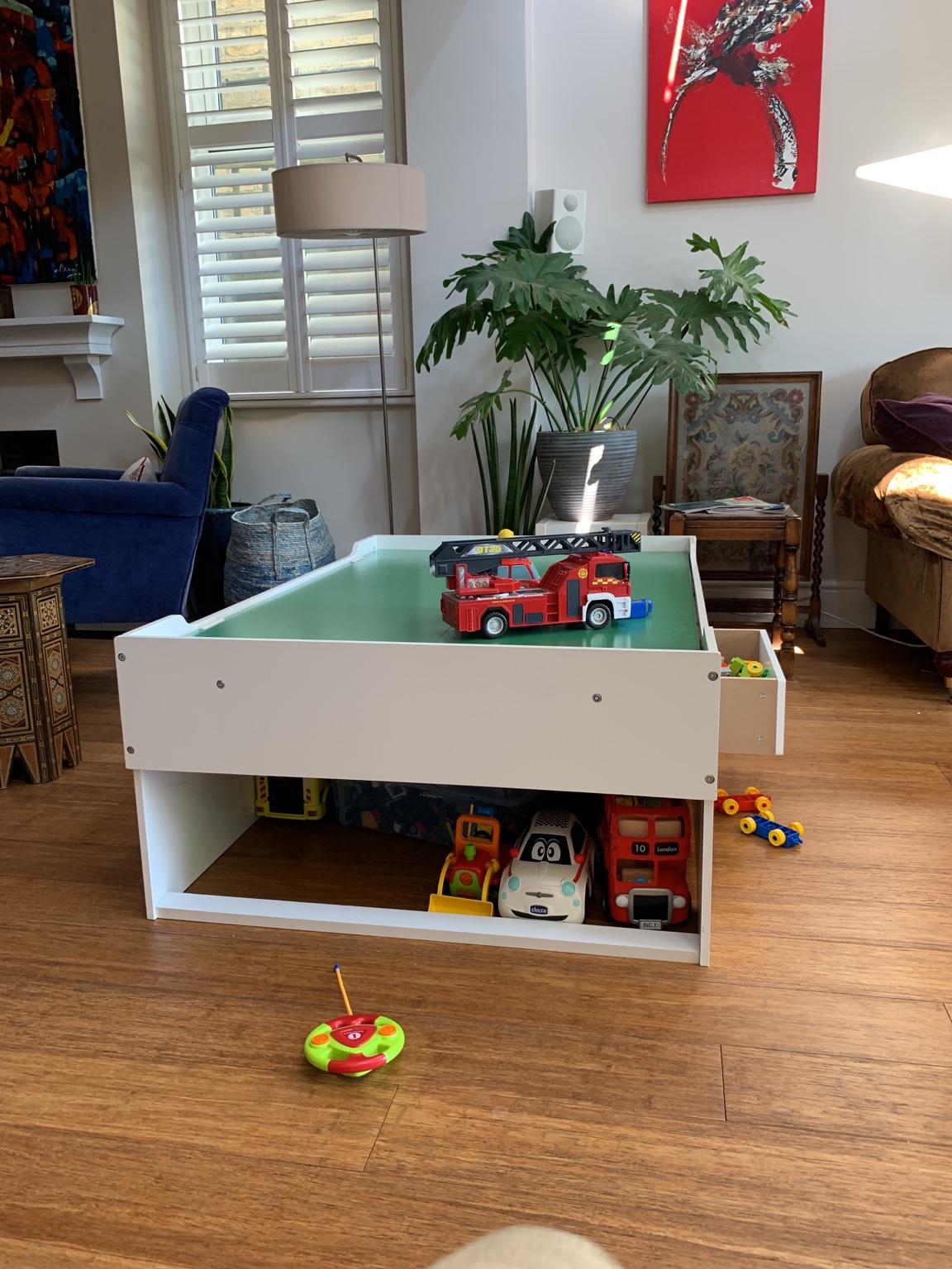 Melissa & Doug play table in KT1 Thames for £50.00 for sale Shpock