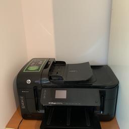 HP Multifunktionsdrucker
Drucken, Scannen, Faxen und kopieren.
Funktioniert einwandfrei, allerdings ohne Druckerpatronen!
Nur Selbstabholer!