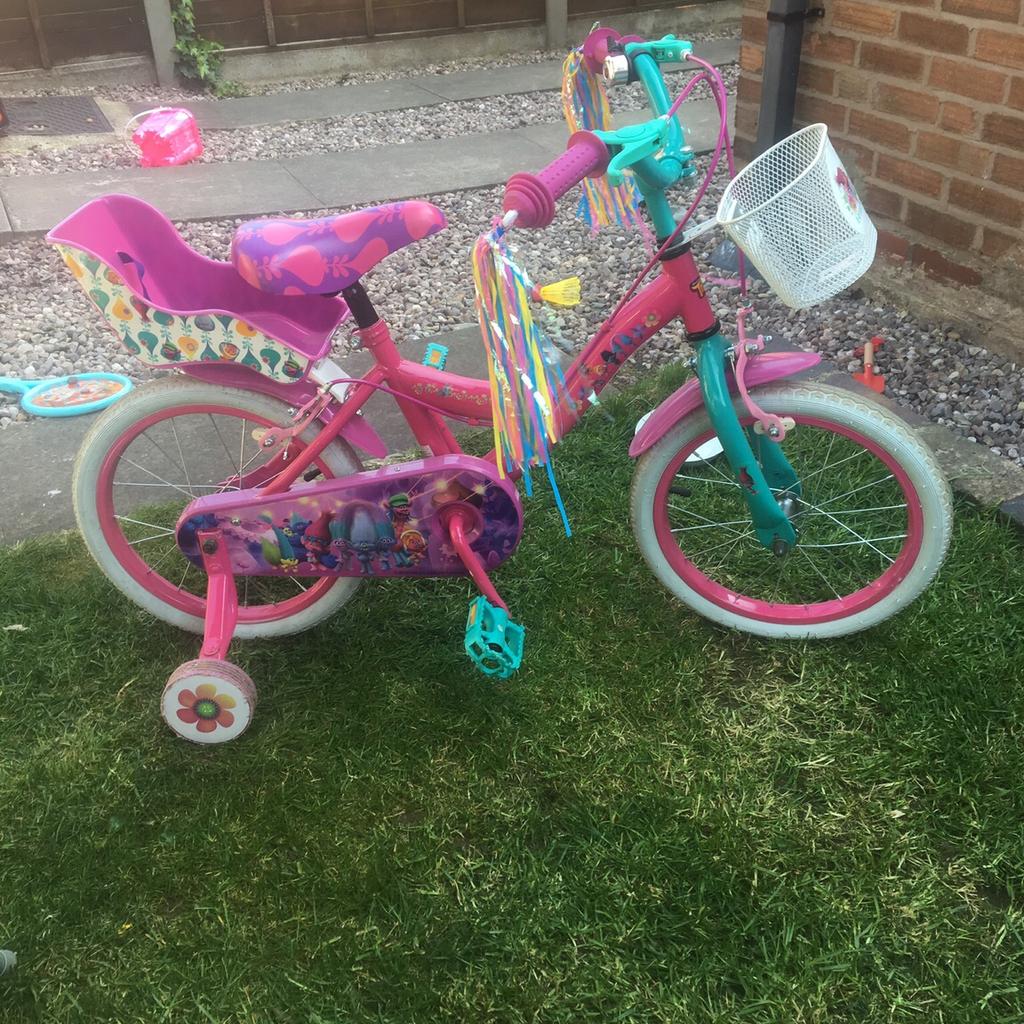 Trolls bike deals 16 inch