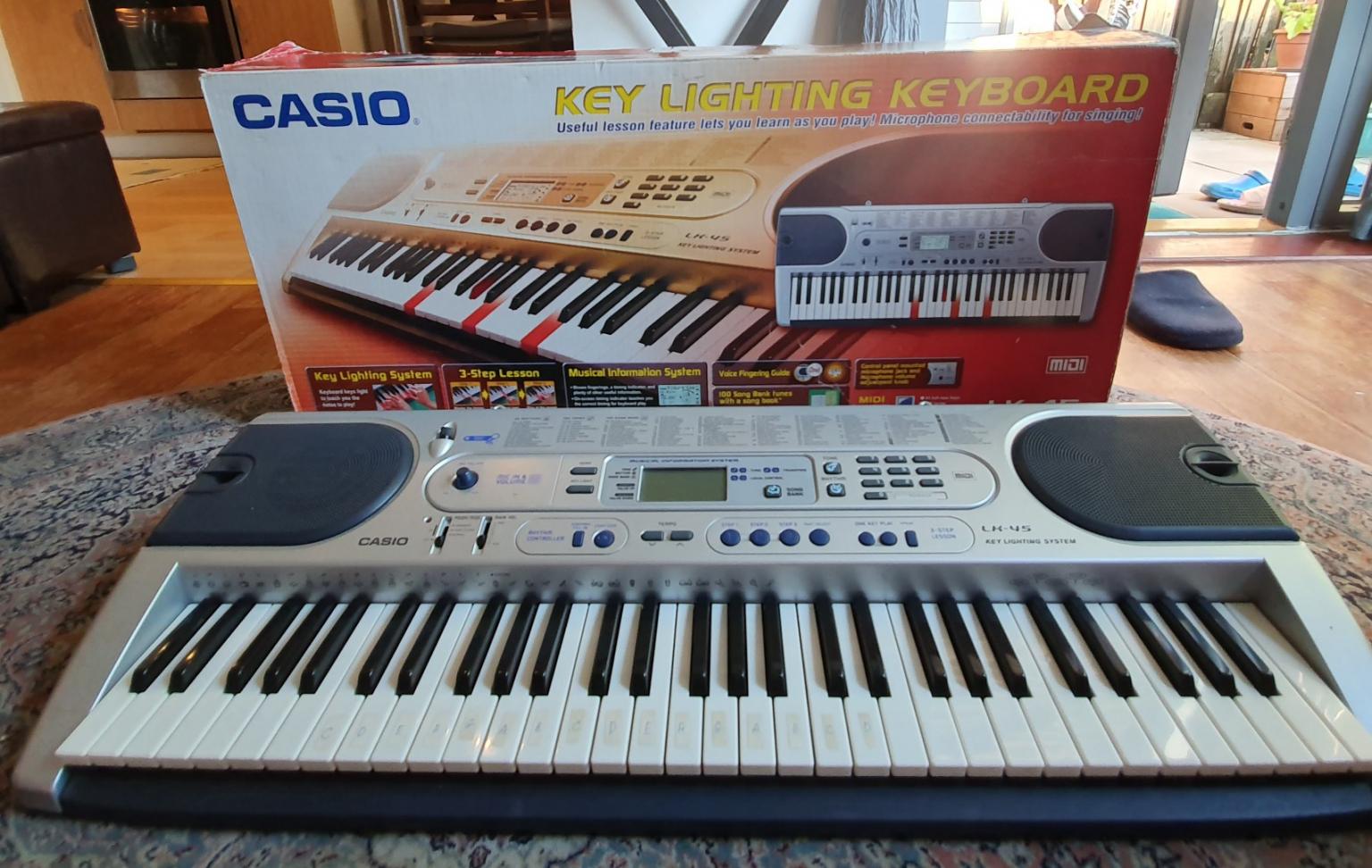 casio-lk-45-lighting-keyboard-used-in-nw9-london-for-35-00-for-sale
