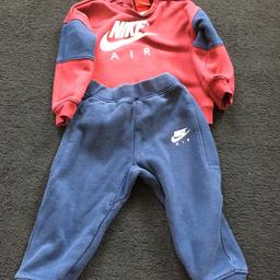 Boys Nike set used but in lovely condition 18 to 24 months
