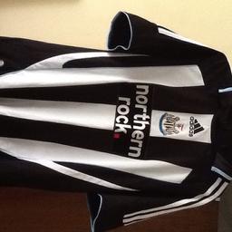 Newcastle football top , immaculate condition.
Size medium