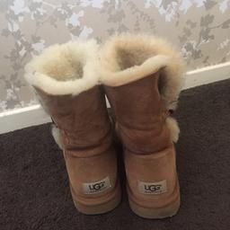Genuine uggs, used but plenty of use left

comes with original box