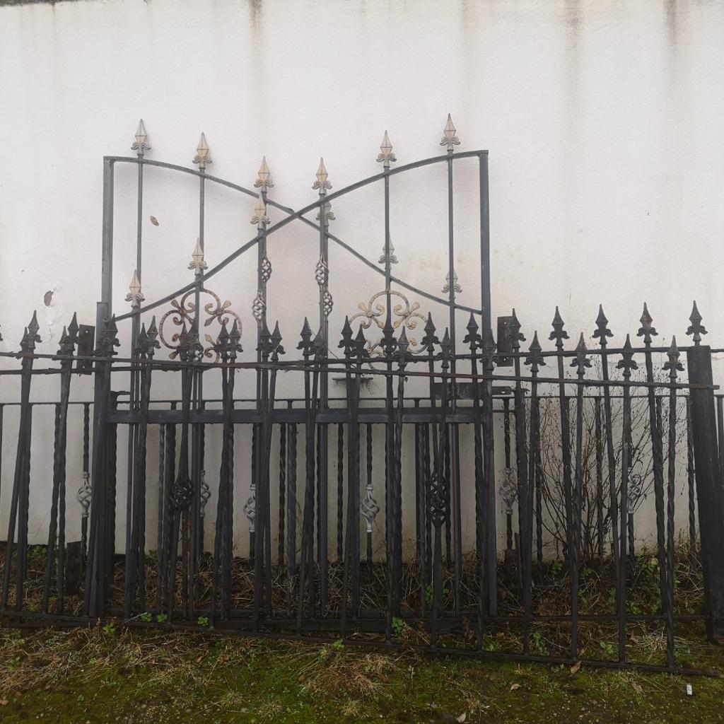 wrought iron gates and fencing in Doncaster für 60,00 £ zum Verkauf