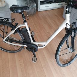 Durch neu Anschaffung verkaufe ich ein E-bike von Kalkhoff.
Radgröße: 26 Zoll
Rahmenhöhe: 46 cm
Narbenschaltung:7
Fahrrad ist in einem sehr guten Zustand. leichte Gebrauchsspuren (siehe Bilder)