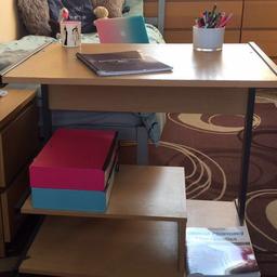 A sturdy study desk.
Good condition with two main damages (shown in pictures as close ups - does not affect use👍🏻). There is a few other minor marks.
Available to collect now from Tooting Broadway.
£10 ono.