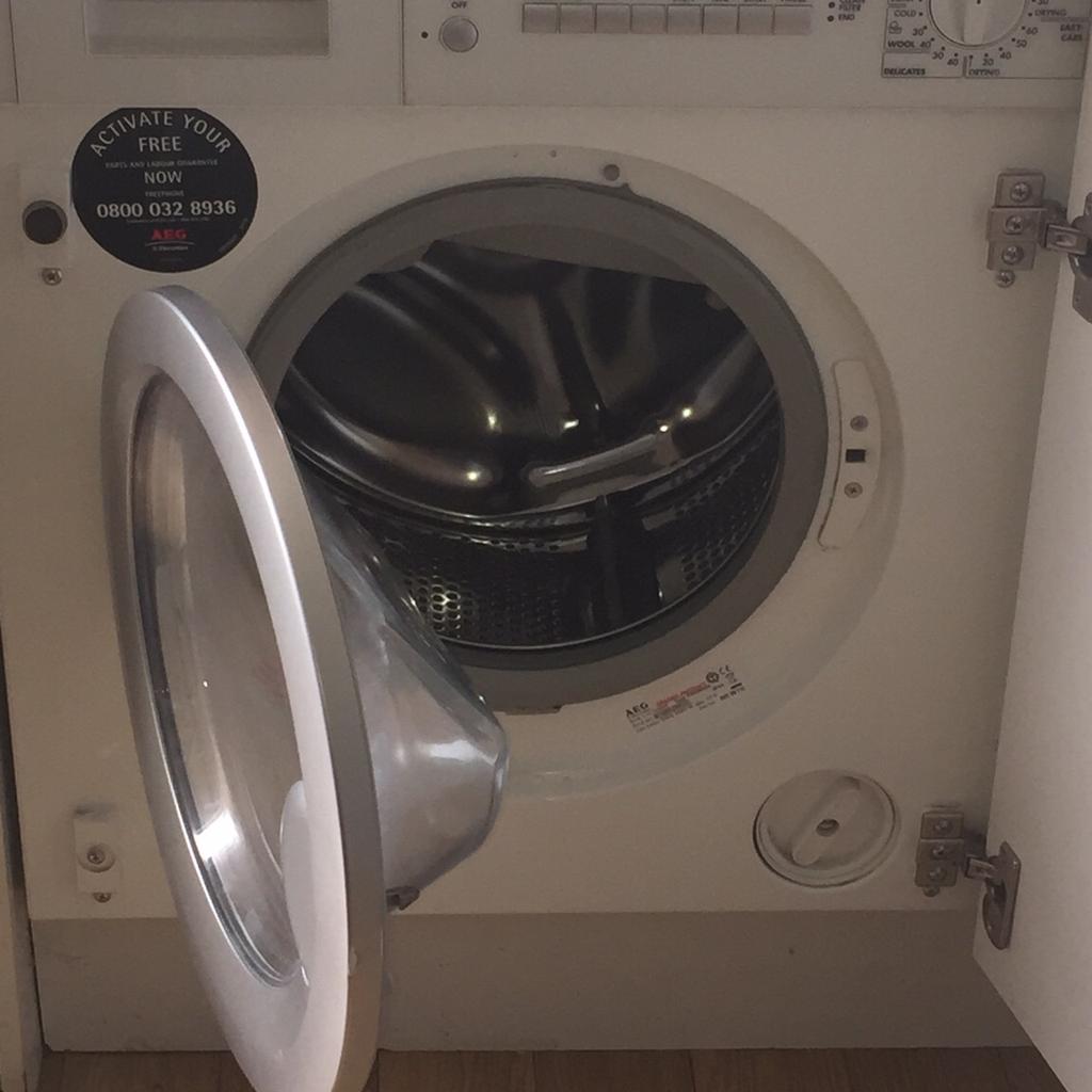 AEG Washing Machine & Tumble Dryer (all in 1) in N7 London for £49.00