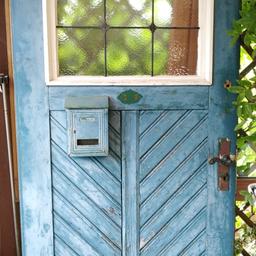 Verkaufe eine Holzhaustüre für Deko im Garten...