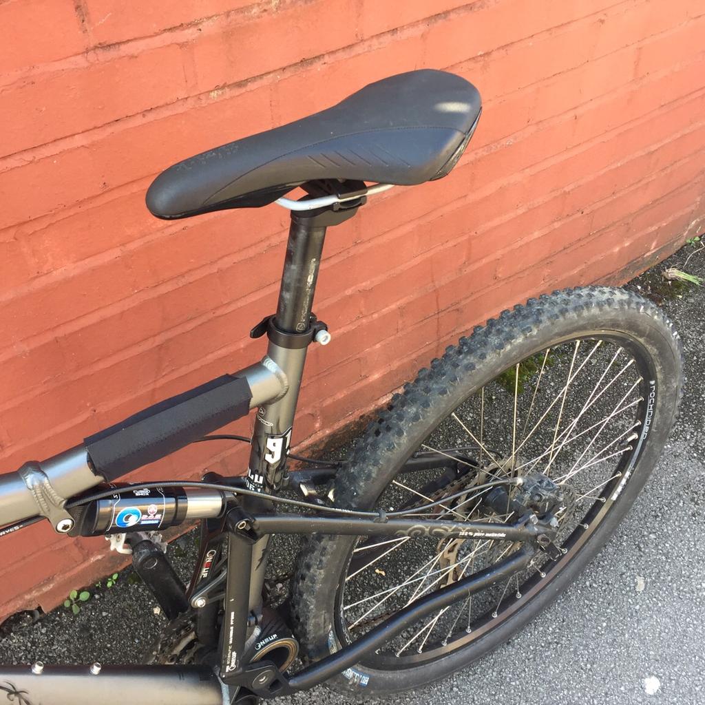 Rockrider Decathlon 9.1 Full Suspension MTB in LS11 Leeds for