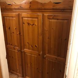 Pine wardrobe vgc
6 draws at bottom
Couldn’t take full pic as already dismantled
Draws go at bottom pic taken of the single draw
Collection only needs to be gone asap