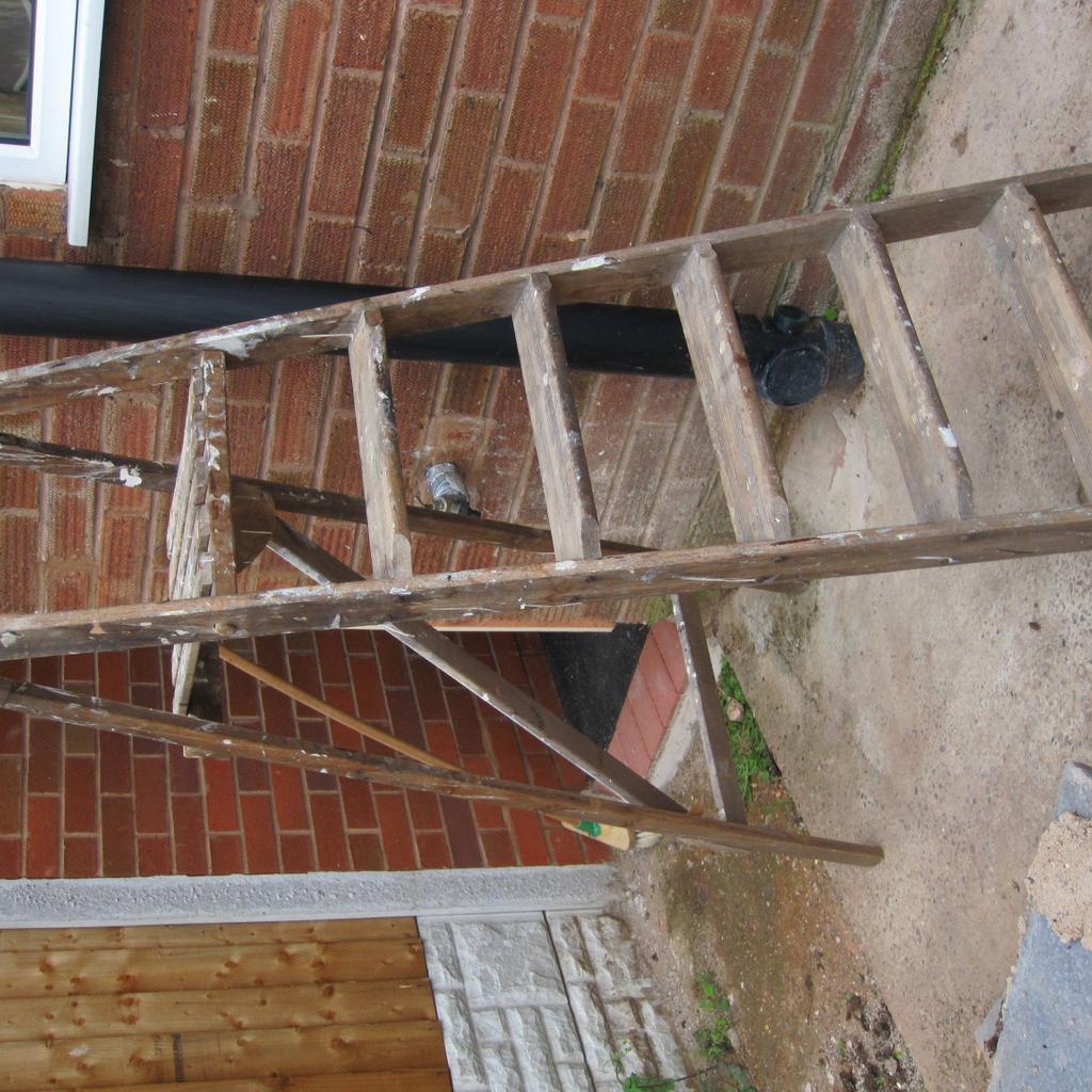 WOODEN STEP LADDERS in DY6 Dudley for £10.00 for sale Shpock