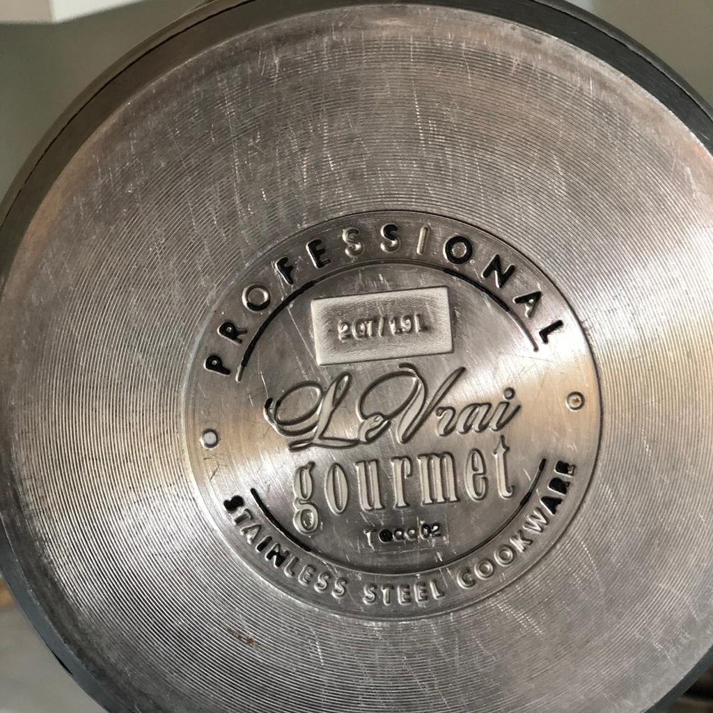 3 x Le Vrai Gourmet Pro cooking Pots Pans in CR0 London for £20.00 for