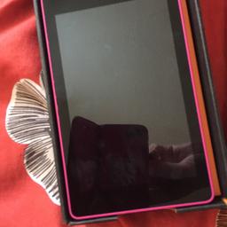 Amazon fire HD 6 tablet all works fine no cracks virtually new £25 can if local