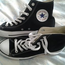 NEW ADULTS CONVERSE SIZE 7
ONLY WANT £19-99 
PLEASE TAKE A LOOK AT MY OTHER ADDS