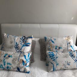 Set of brand new high quality pillows. These pillows keep shape very well and also don’t drink easily the material is thick and very durable. Collection from Chelsea only.