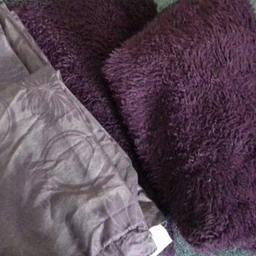 very large abugeine throws and curtains 66x72 drop all in excellent condition collection only £10 the lot