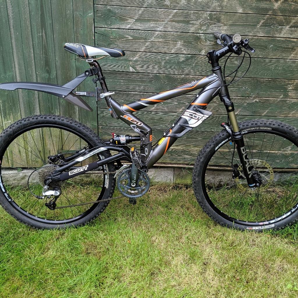 Scott FX20 full suspension Mountain bike in ST5 Lyme for 475.00