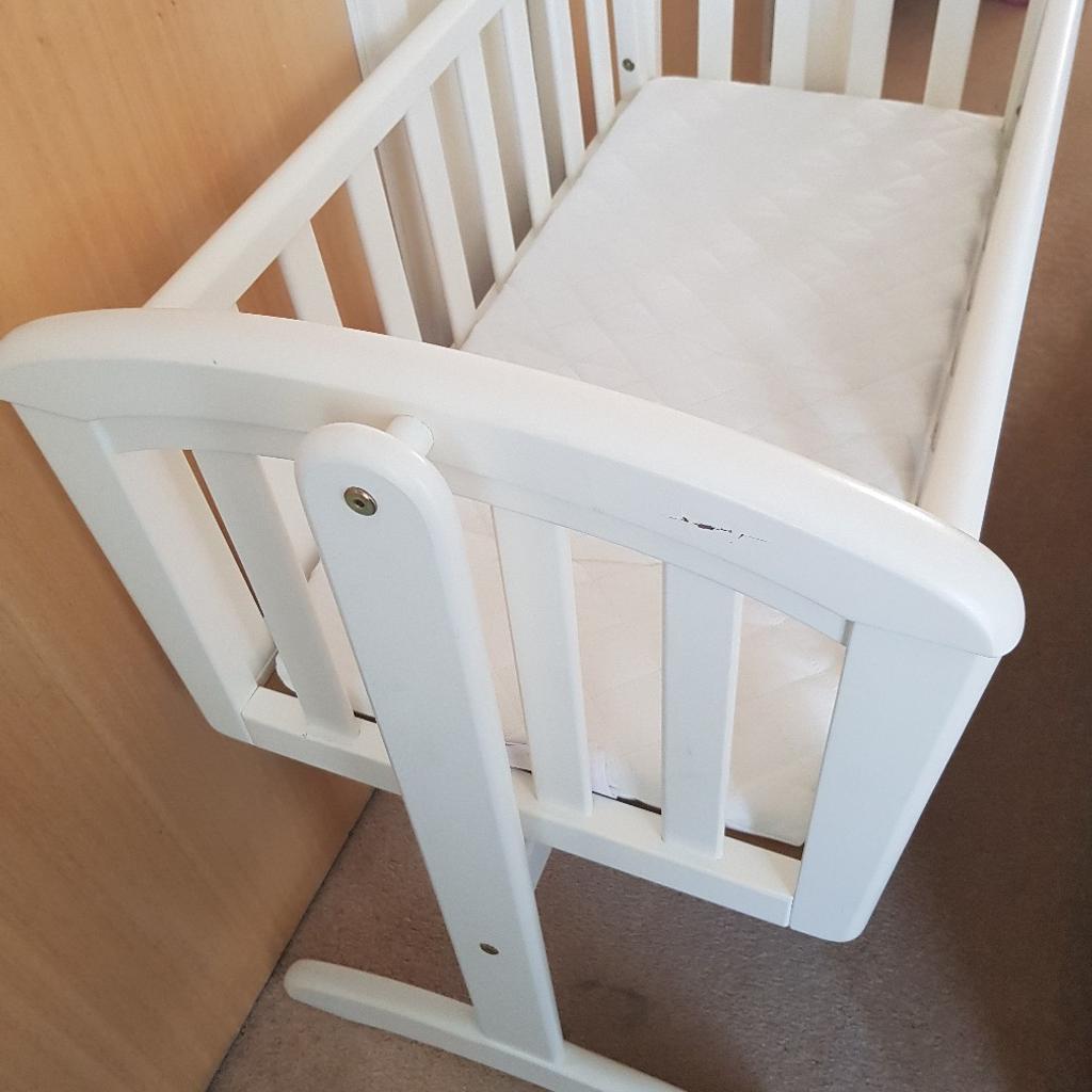 Troll swinging crib hotsell
