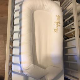 Sleepyhead deluxe pod hardly used and mini cot space saver from wayfair. Also available separately. Pick up only from Kingsland road, Dalston