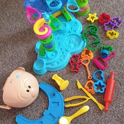 bundle of play doh bits
no play doh only what you see in the pictures
