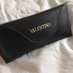Valentino Sonnenbrille, keine Gebrauchsspuren 

220€ NP
35€ VHB