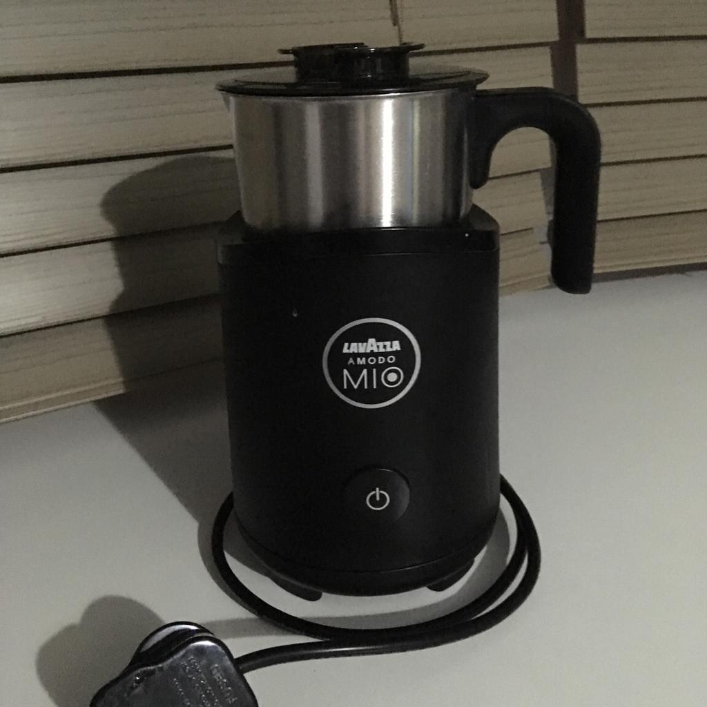 Lavazza Milk Frother in Castle Point for £10.00 for sale Shpock