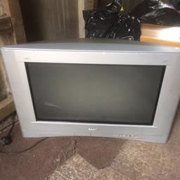 32 inch wide screen tv excellent condition comes with remote can deliver depend on location